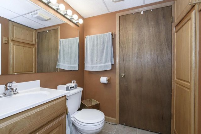 W285S3467 Snow Goose TRAIL, Waukesha, WI 53189