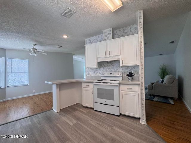 25 Winthrop Lane, Flagler Beach, FL 32136