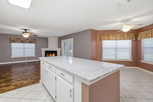 12859 Hunting Bear, San Antonio, TX 78249
