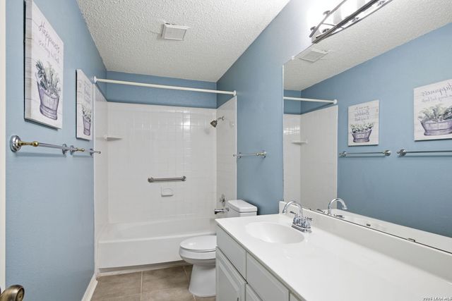 12859 Hunting Bear, San Antonio, TX 78249