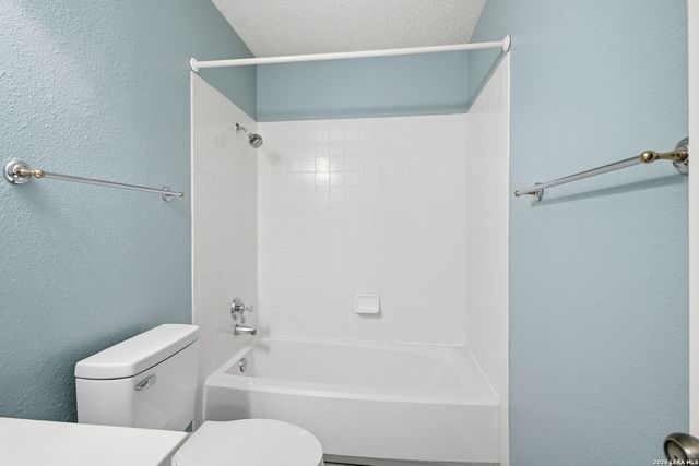 12859 Hunting Bear, San Antonio, TX 78249