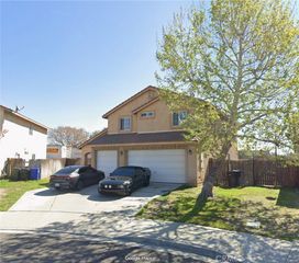 15087 Joshua Tree Court, Fontana, CA 92335