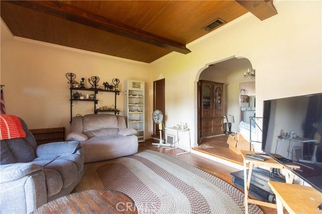 9855 La Rosa Drive, Temple City, CA 91780