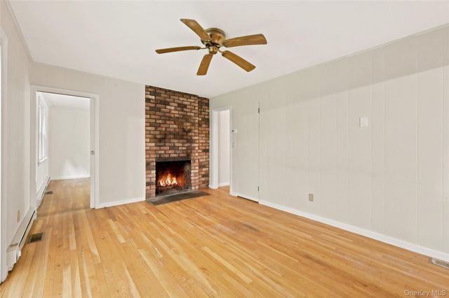10 Hawthorne Way, Hartsdale, NY 10530