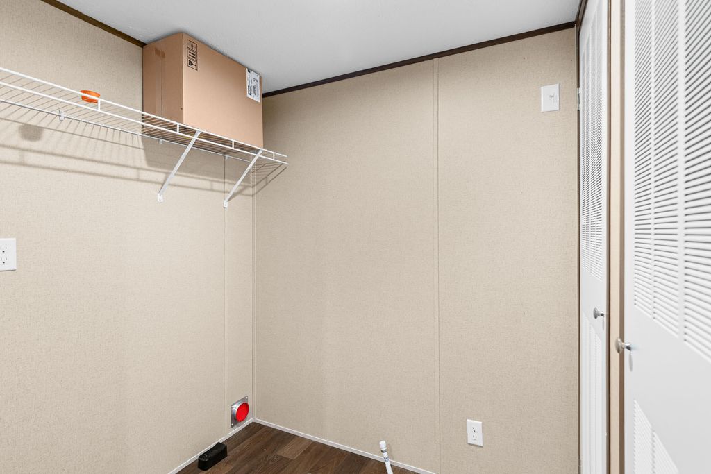 Image 12 of property listing at 115 Whippoorwill Drive, Summerville, SC 29483