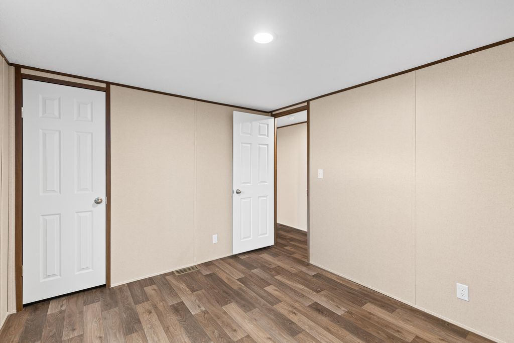 Image 18 of property listing at 115 Whippoorwill Drive, Summerville, SC 29483