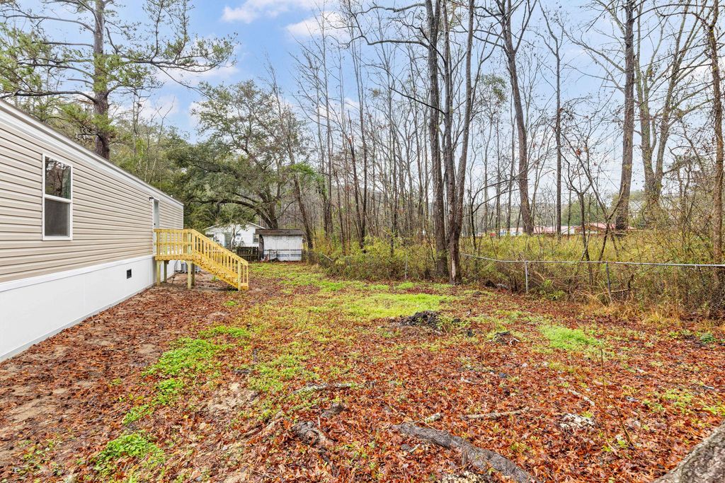 Image 26 of property listing at 115 Whippoorwill Drive, Summerville, SC 29483