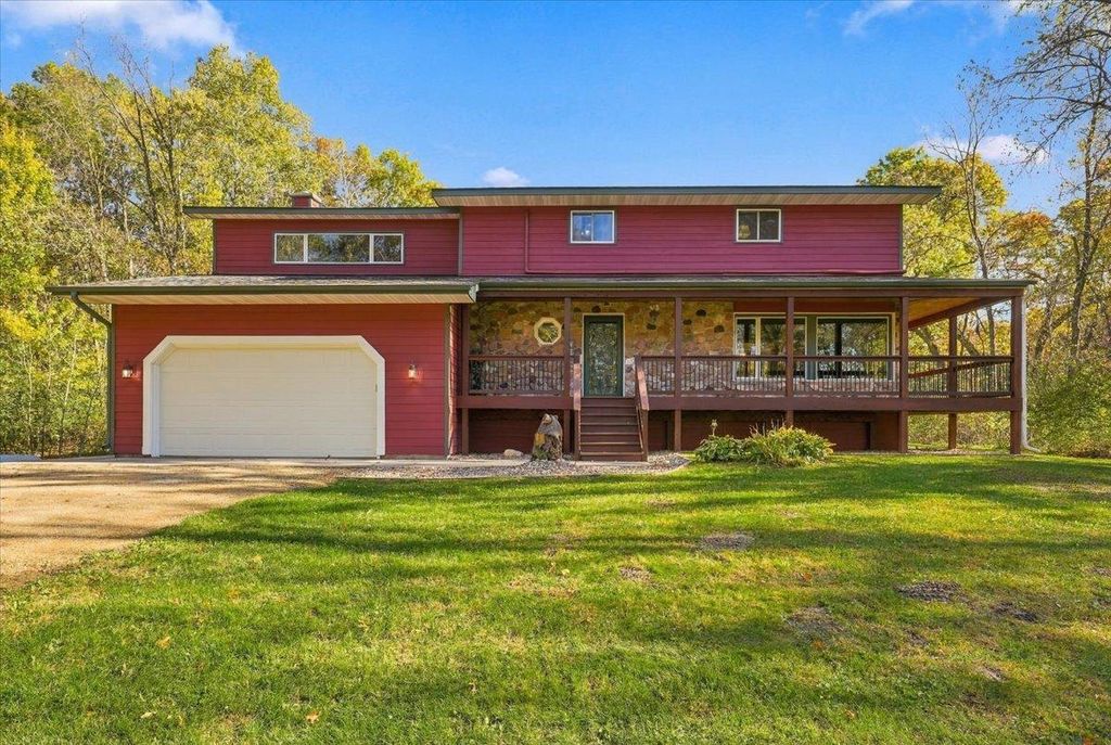 317 Sherwood Forest, River Falls, WI 54022 — exterior