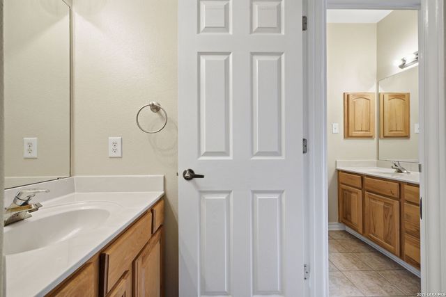 927 Serene Meadows, San Antonio, TX 78258