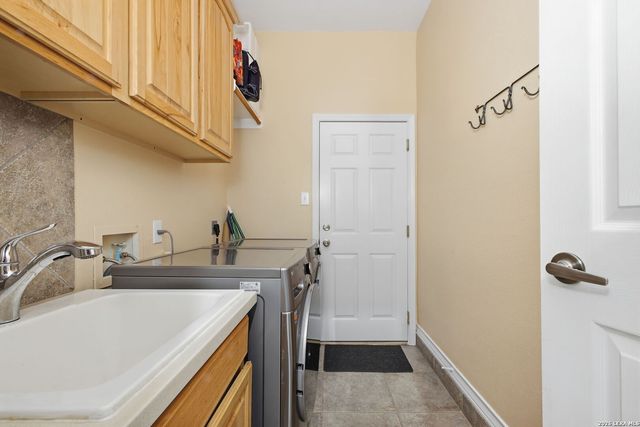 927 Serene Meadows, San Antonio, TX 78258