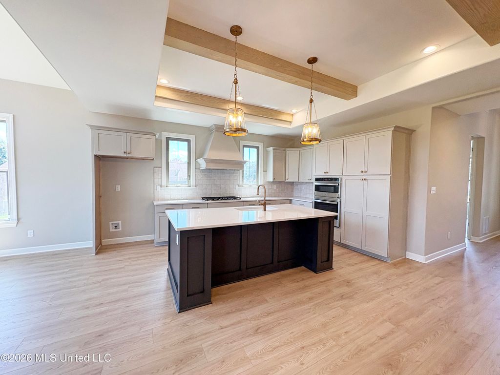 8070 Old Addison Drive, Olive Branch, MS 38654 — photo 4