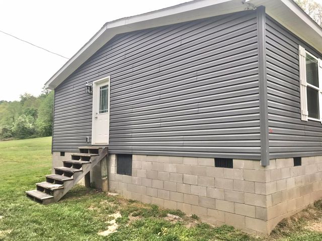 528 Skaggs Drive, Martha, KY 41159