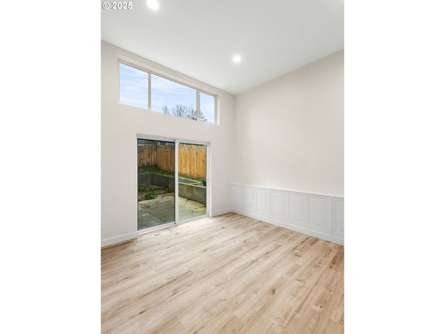 7684 Se 98TH Ave, Portland, OR 97266