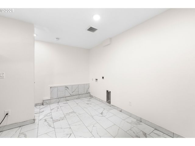 7684 Se 98TH Ave, Portland, OR 97266