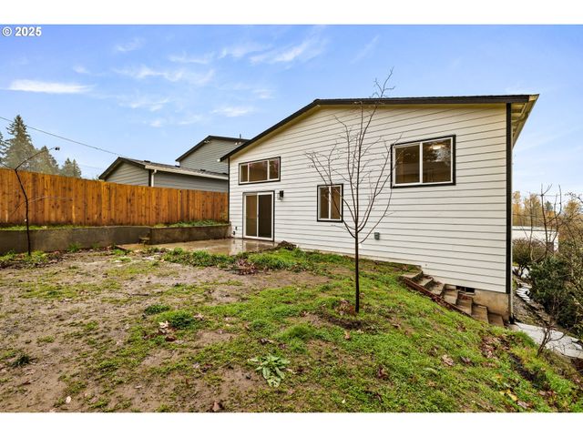 7684 Se 98TH Ave, Portland, OR 97266