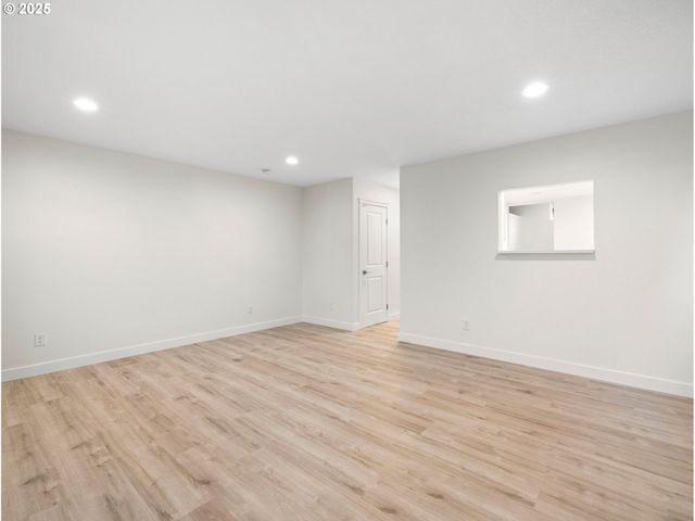 7684 Se 98TH Ave, Portland, OR 97266