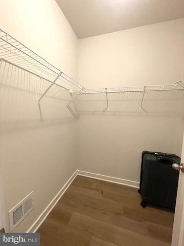 301 WILLIS ST, Fredericksburg, VA 22401