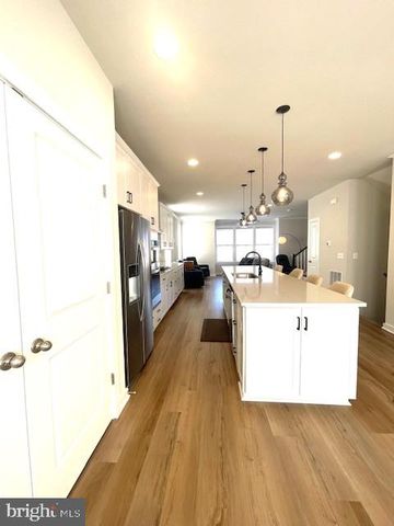 301 WILLIS ST, Fredericksburg, VA 22401