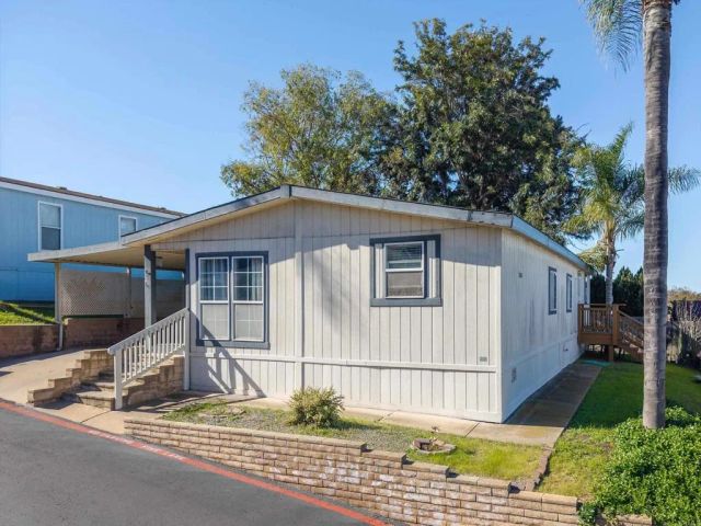 1333 E Olive 60, Vista, CA 92083