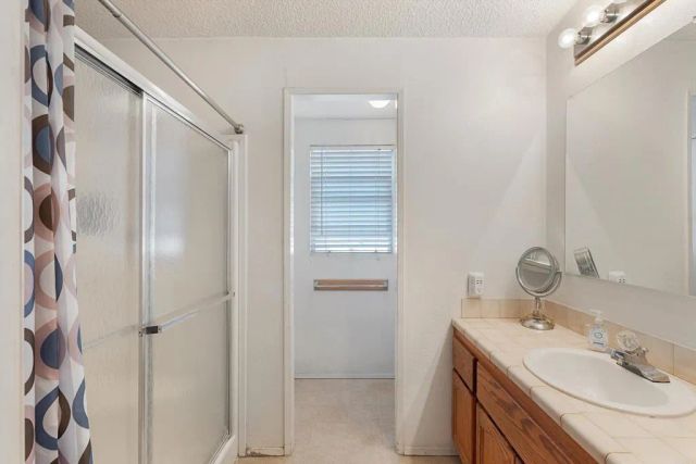 1333 E Olive 60, Vista, CA 92083