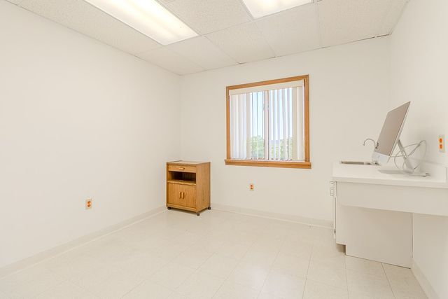 1027 W Main St, Mt Pleasant Twp, PA 15666