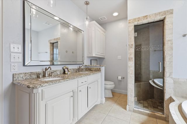 605 Montgomery Street, Fort Worth, TX 76107