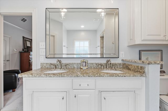 605 Montgomery Street, Fort Worth, TX 76107