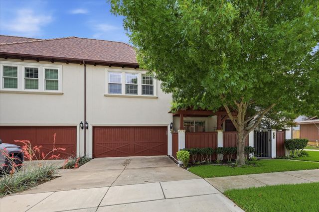 605 Montgomery Street, Fort Worth, TX 76107
