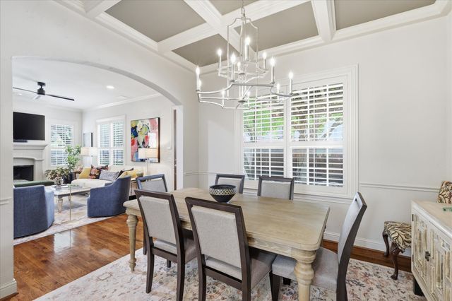 605 Montgomery Street, Fort Worth, TX 76107