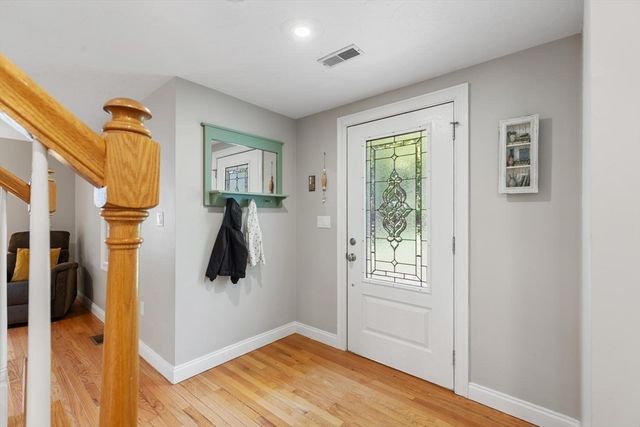 10 University Park, Waltham, MA 02453