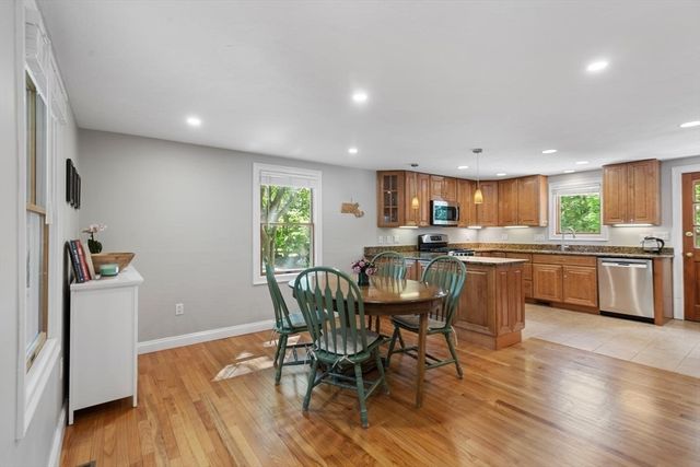 10 University Park, Waltham, MA 02453