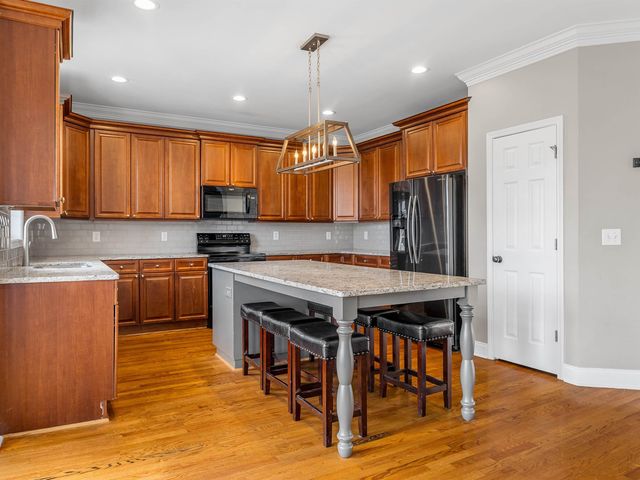 109 Colfax Drive, Boiling Springs, SC 29316