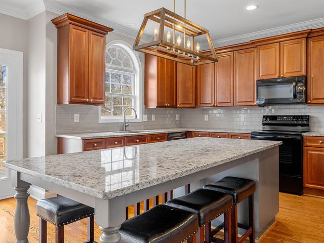 109 Colfax Drive, Boiling Springs, SC 29316