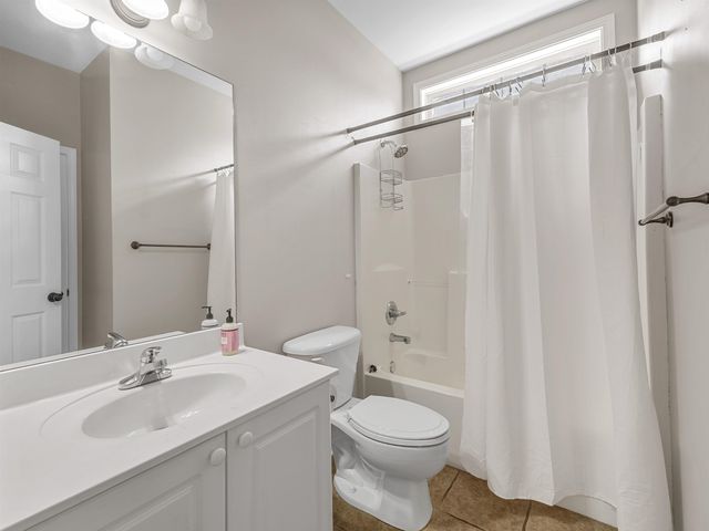 109 Colfax Drive, Boiling Springs, SC 29316