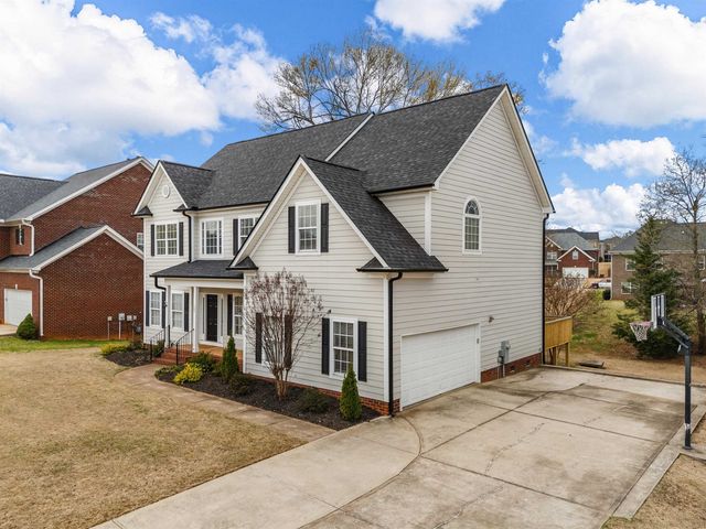 109 Colfax Drive, Boiling Springs, SC 29316