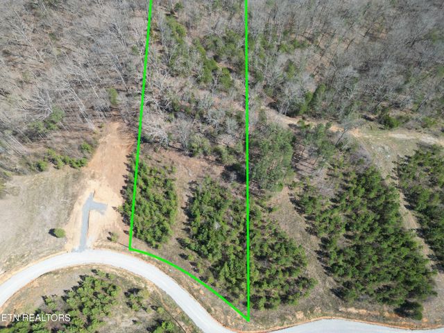 9 Winding Tr, Madisonville, TN 37354
