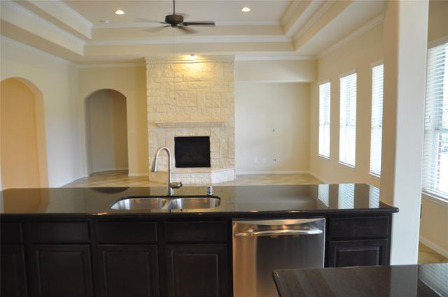 8161 Tranquil Lake Way, Conroe, TX 77385