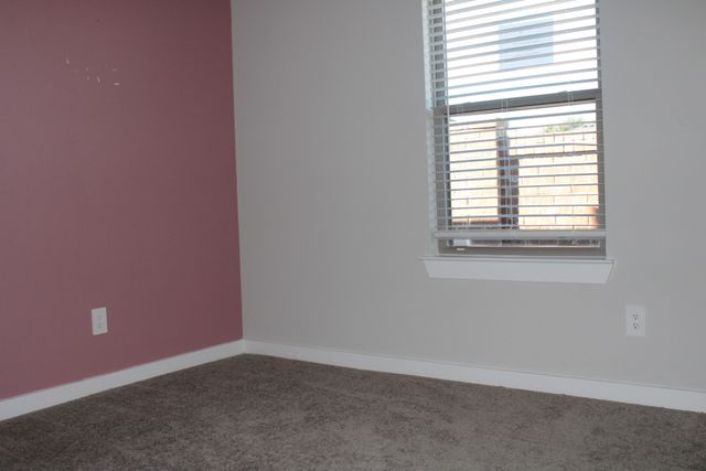 104 Tioga Circle, Waxahachie, TX 75165