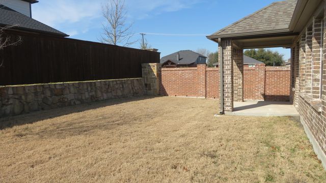 104 Tioga Circle, Waxahachie, TX 75165