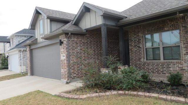 104 Tioga Circle, Waxahachie, TX 75165