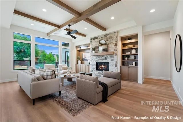 6302 Chateau Pl, Star, ID 83669