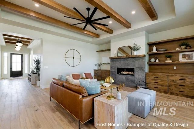 6302 Chateau Pl, Star, ID 83669