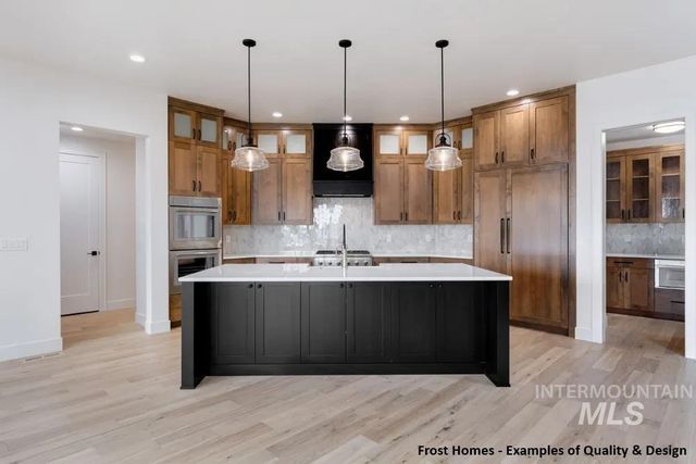 6302 Chateau Pl, Star, ID 83669