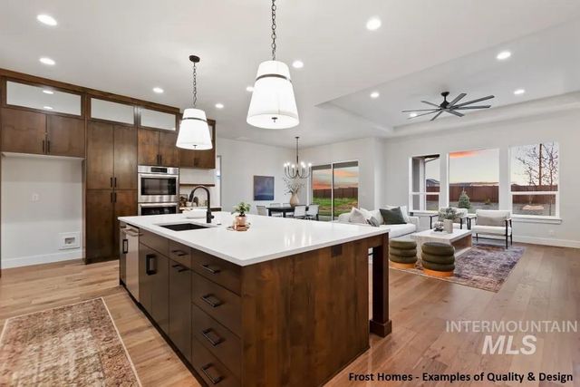 6302 Chateau Pl, Star, ID 83669