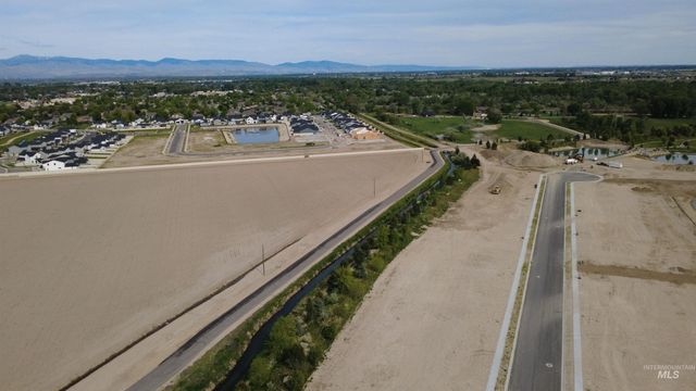 6302 Chateau Pl, Star, ID 83669