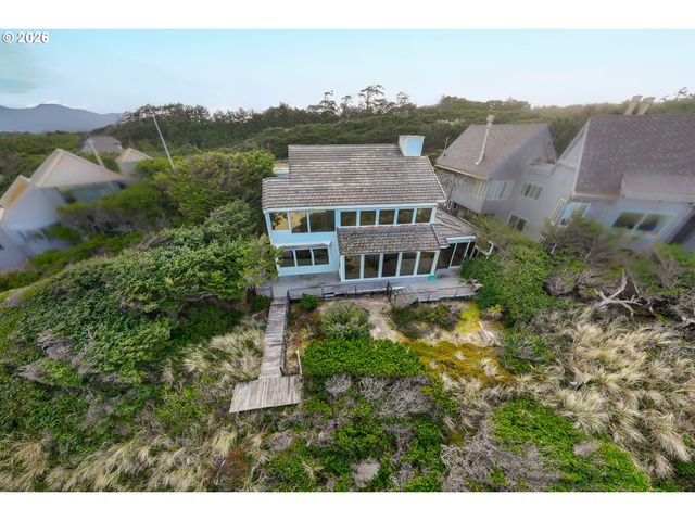 88830 SHORELINE Dr, Florence, OR 97439