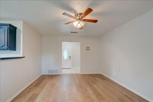 6524 Blue Grass Drive, Watauga, TX 76148