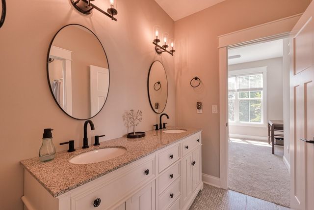 712 Tinsberry Lane, Inman, SC 29349