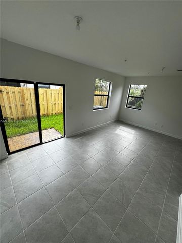 285 SW 159th Ln 0, Pembroke Pines, FL 33027