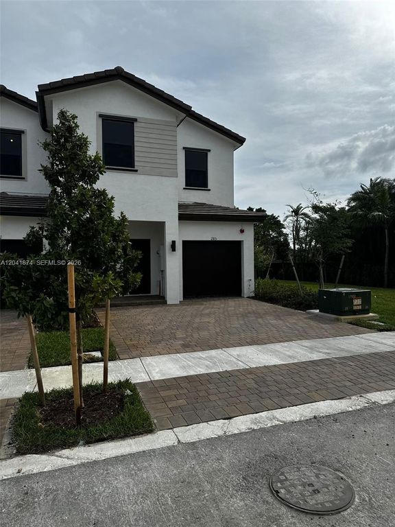 285 SW 159th Ln 0, Pembroke Pines, FL 33027